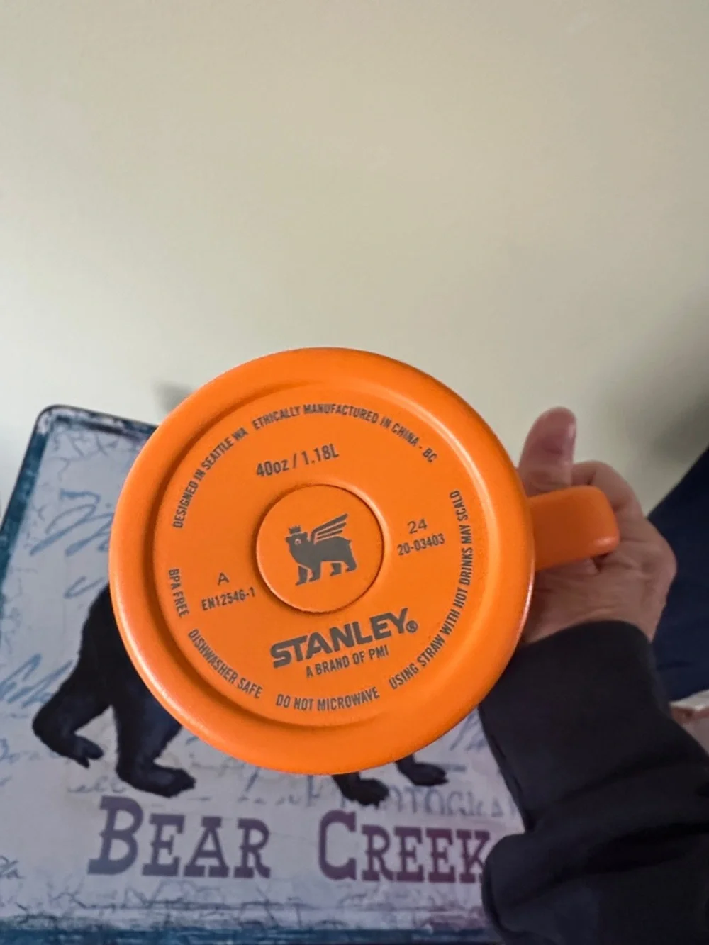 Stanley Bright Orange Insulated Quencher Tumbler with Handle - Picture 4 of 7